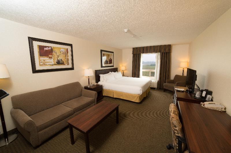 キングサイズベッドのスタンダードルーム, Holiday Inn Express & Suites Whitecourt, An Ihg