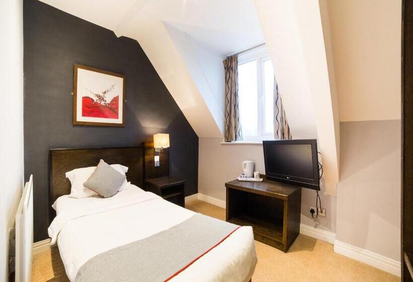 اتاق استاندارد یک نفره, Hotel Majestic