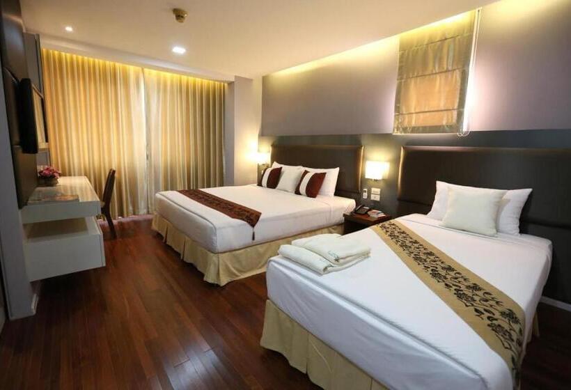 Апартаменты Deluxe 1 Спальня, J   Town Serviced Apartments