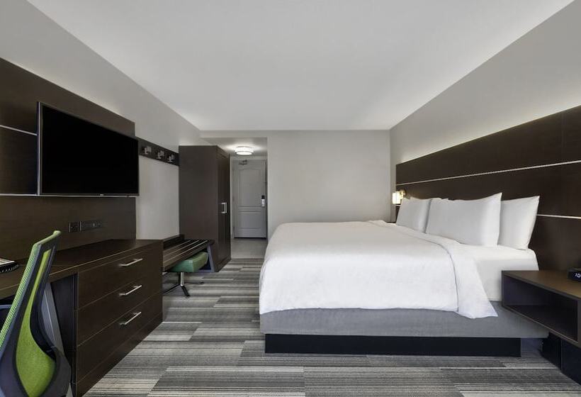 Номер Стандарт, Holiday Inn Express Hotel & Suites Kansas City   Grandview, An Ihg