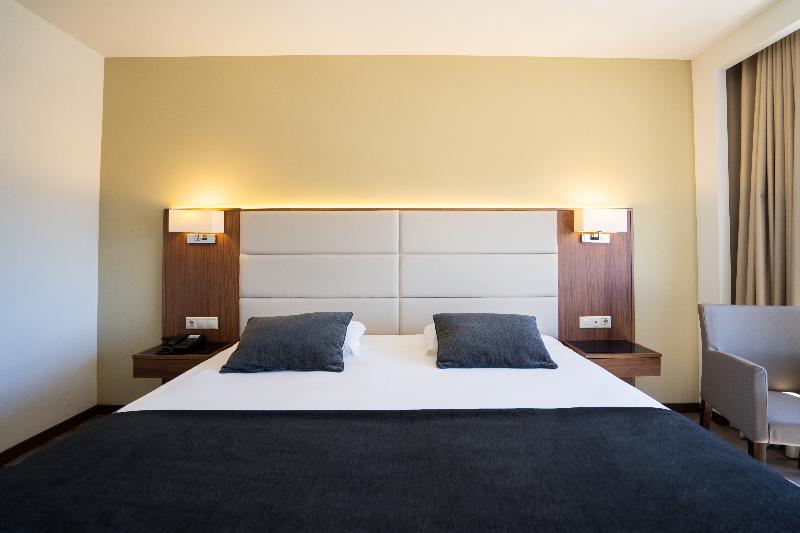 Люкс Адаптированный для Инвалидов, Holiday Inn Express Hotel & Suites Lake Elsinore, An Ihg