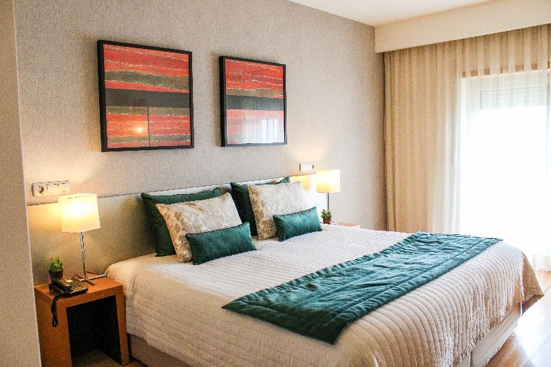 Номер Стандарт Адаптированный для Инвалидов, Holiday Inn Express Lawrence, An Ihg