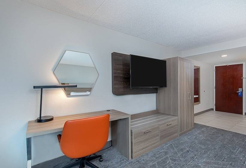 Suíte, Holiday Inn Express & Suites Columbus At Northlake, An Ihg
