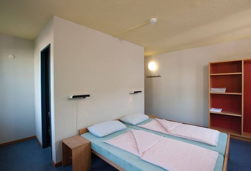 Quarto Estandar Individual, Zurich Youth Hostel