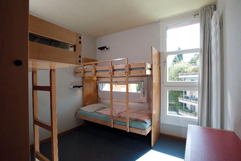 Quarto Quadruplo Estandar Banheiro Compartilhado, Zurich Youth Hostel