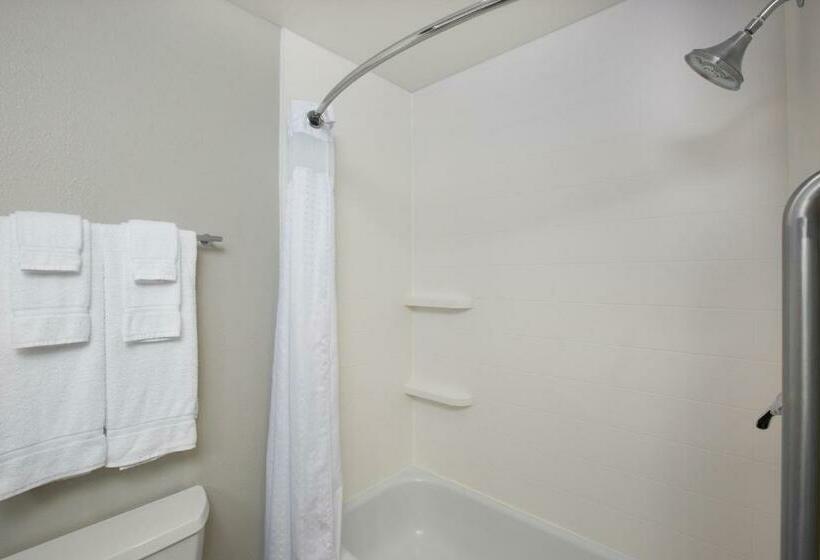 Стандартный Номер Кровать Кинг, Holiday Inn Express Hastings, An Ihg