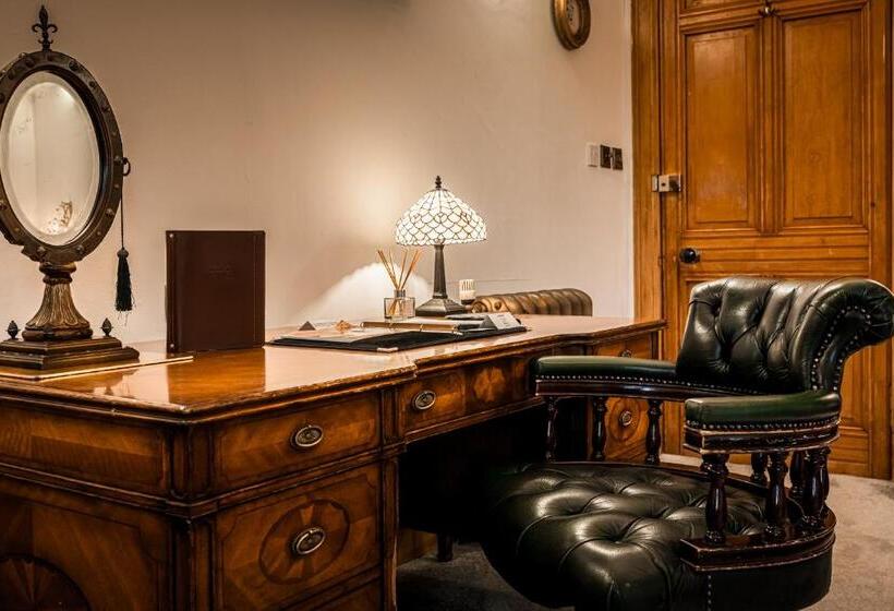 اتاق دلوکس با چشم‌انداز پارک, The Alamo Guest House