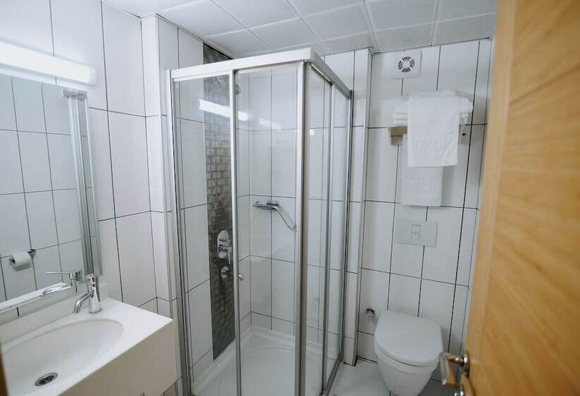 Quarto standart individual, Horon