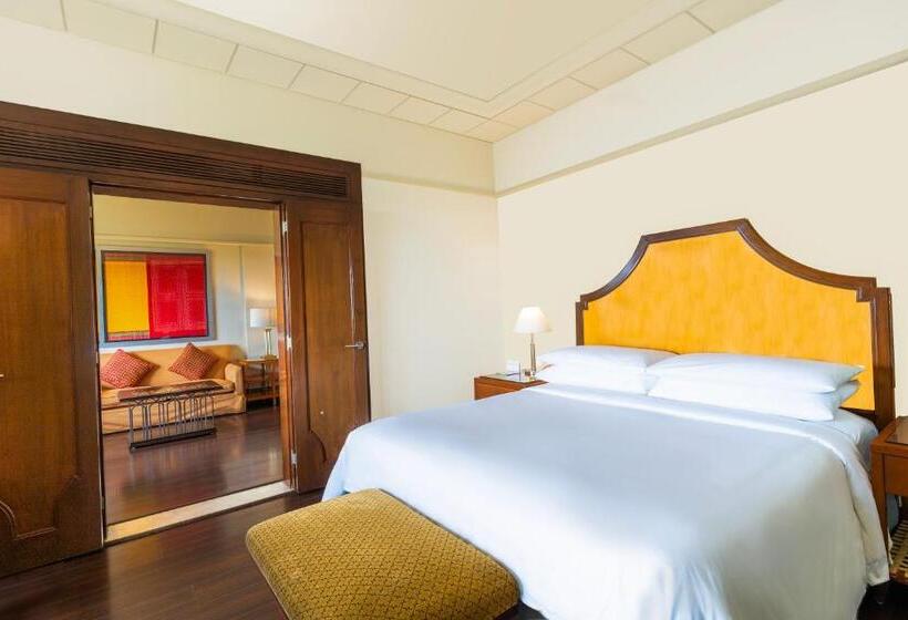 豪华套房, Hyderabad Marriott Hotel & Convention Centre