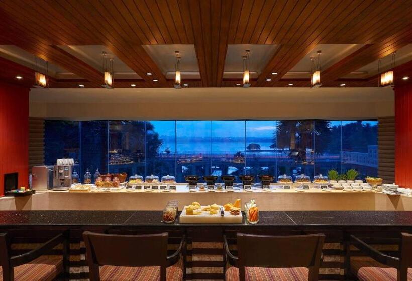 总统套房, Hyderabad Marriott Hotel & Convention Centre