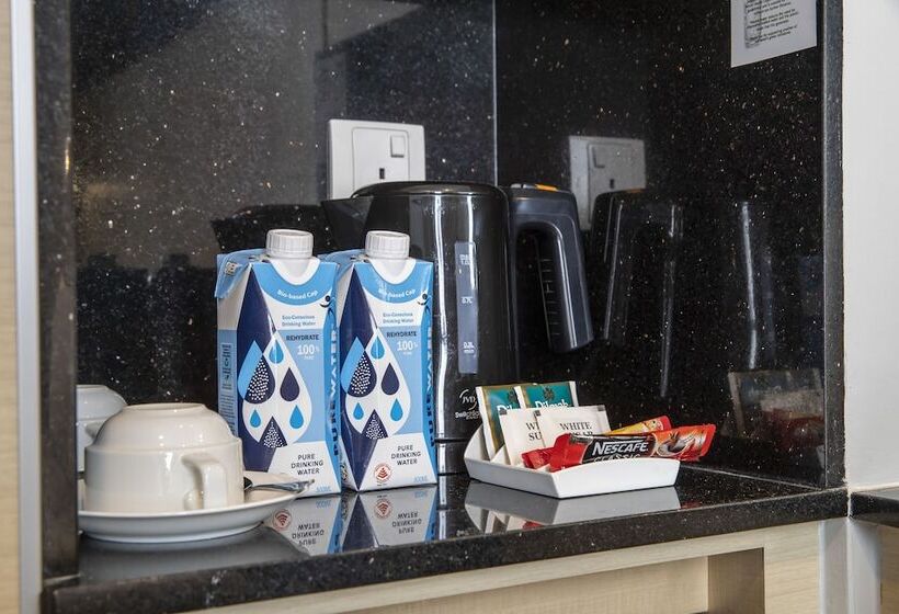 اتاق سوپریور سه تخته, Ibis Styles Singapore Albert