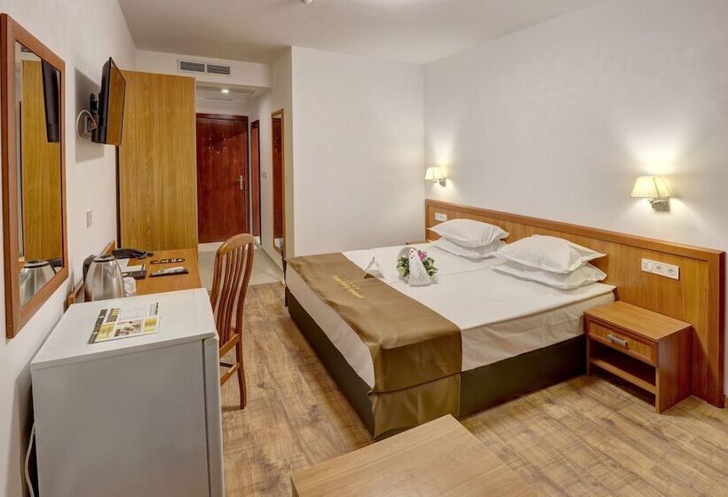 Номер Economy, Prestige Hotel And Aquapark   All Inclusive