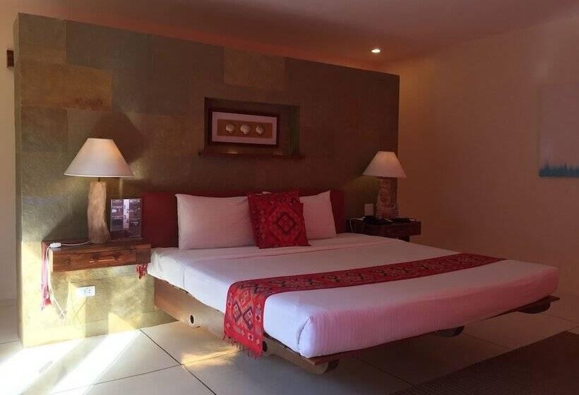 家庭间, Bluewater Panglao Resort