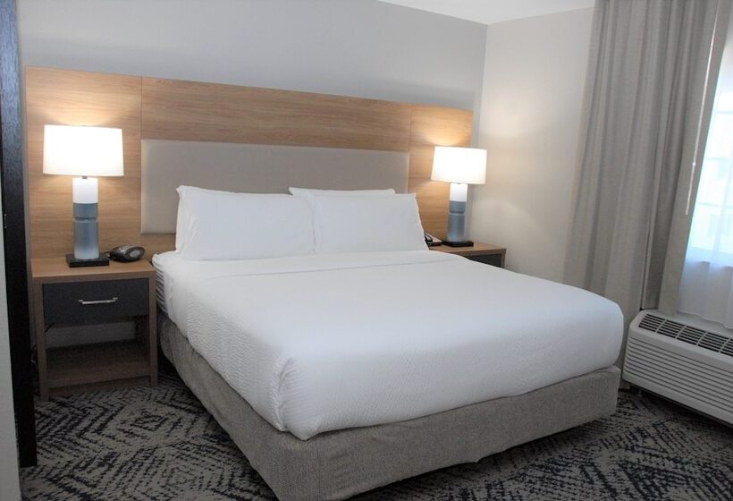 スタンダードスタジオ, Candlewood Suites Tallahassee, An Ihg