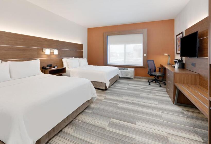 Номер Стандарт Адаптированный для Инвалидов, Holiday Inn Express & Suites Mitchell, An Ihg
