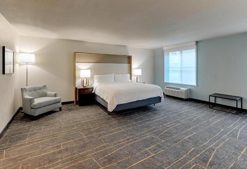 장애인용 디럭스룸, Holiday Inn Mobile Airport, An Ihg