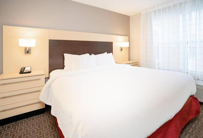 Люкс Кровать Кинг, Towneplace Suites Rochester