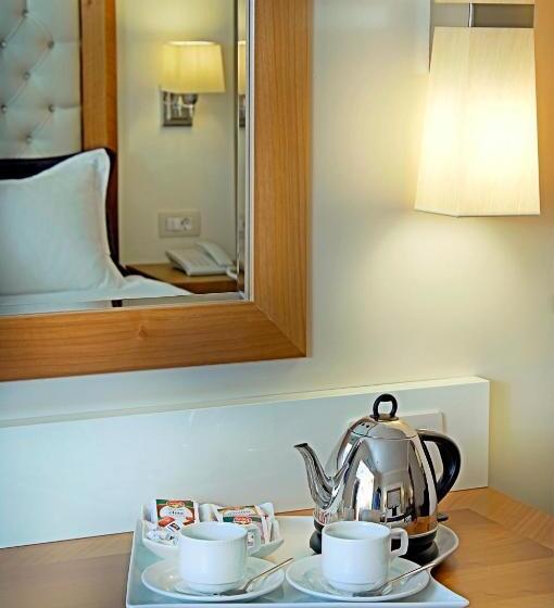 اتاق استاندارد سه نفره, Tugcu Hotel Select