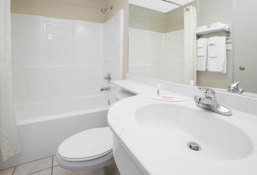 Люкс, Microtel Inn & Suites By Wyndham Hattiesburg