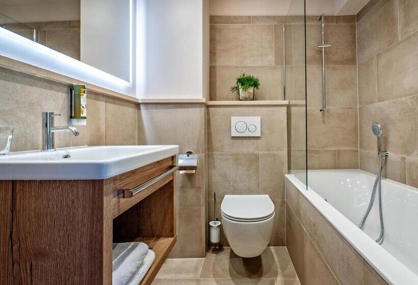 Номер Стандарт Индивидуальный, Stadthotel Eggerbräu