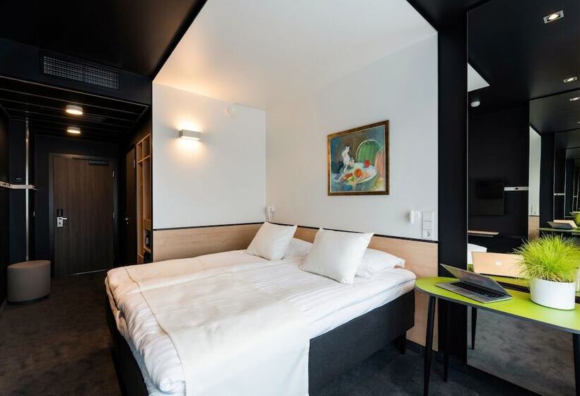 اتاق استاندارد, Art Hotel Pallas By Tartuhotels