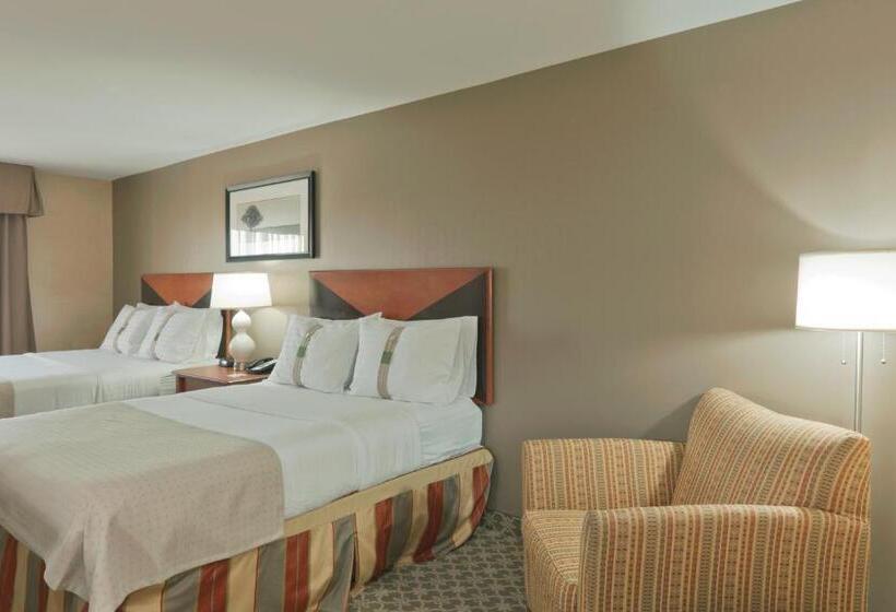身障者適用クイーンサイズベッドルーム, Holiday Inn Carbondale   Conference Center, An Ihg