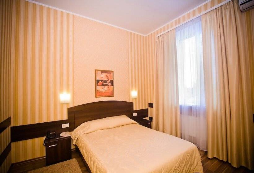 اتاق استاندارد, City Club