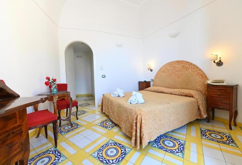 Номер Стандарт, Croce Di Amalfi