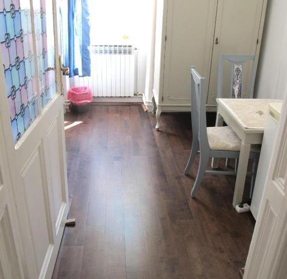 Quarto Triplo Estandar, Centar Guesthouse