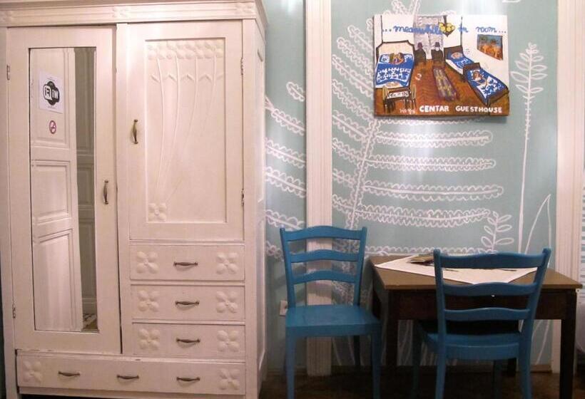 Quarto Quádruplo Estandar, Centar Guesthouse