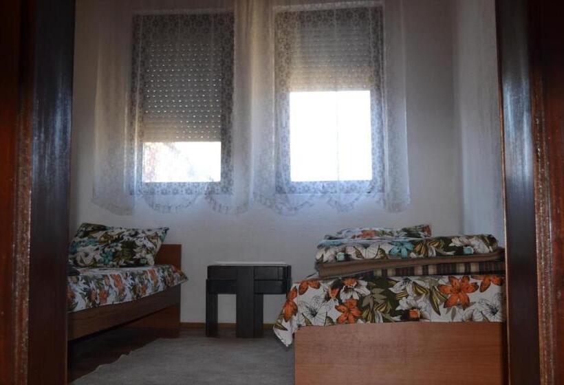 Номер Стандарт Совместная Ванная, Hostel Valentin