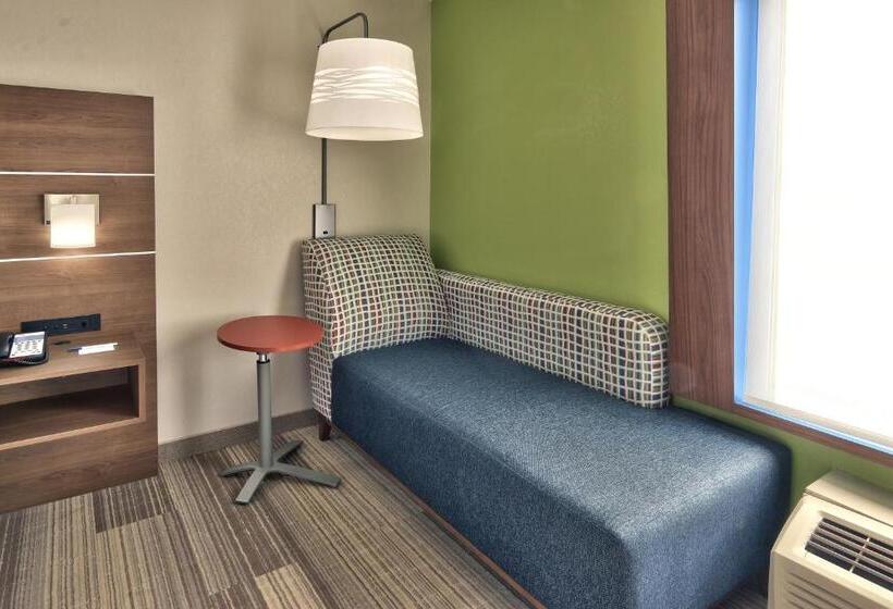 Номер Стандарт Кровать Кинг Адаптированный для Инвалидов, Holiday Inn Express Socorro, An Ihg