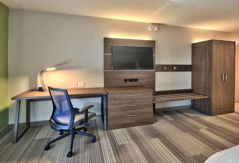 Номер Стандарт Адаптированный для Инвалидов, Holiday Inn Express Socorro, An Ihg
