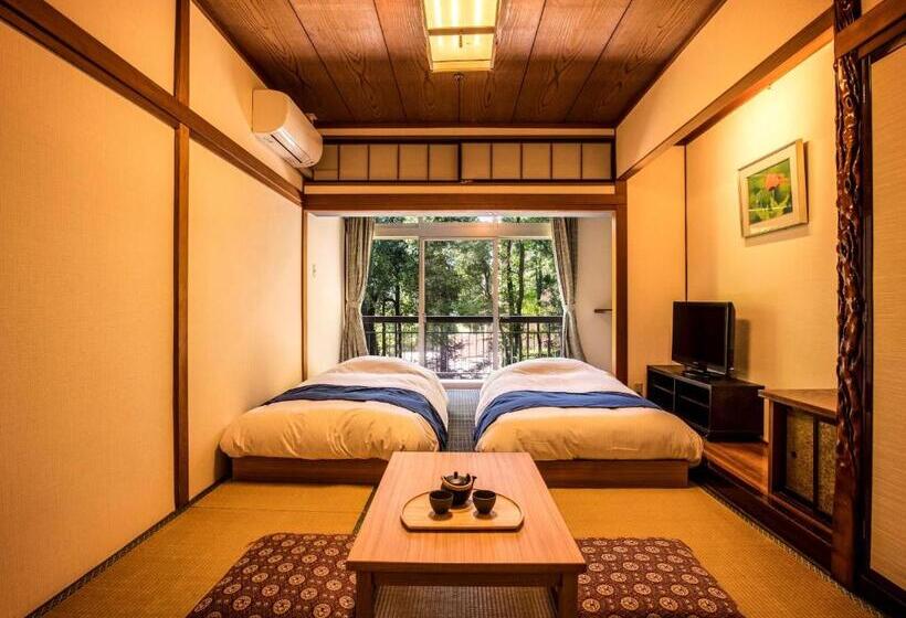 이코노미 룸, Ooedo Onsen Monogatari Unazuki Grand
