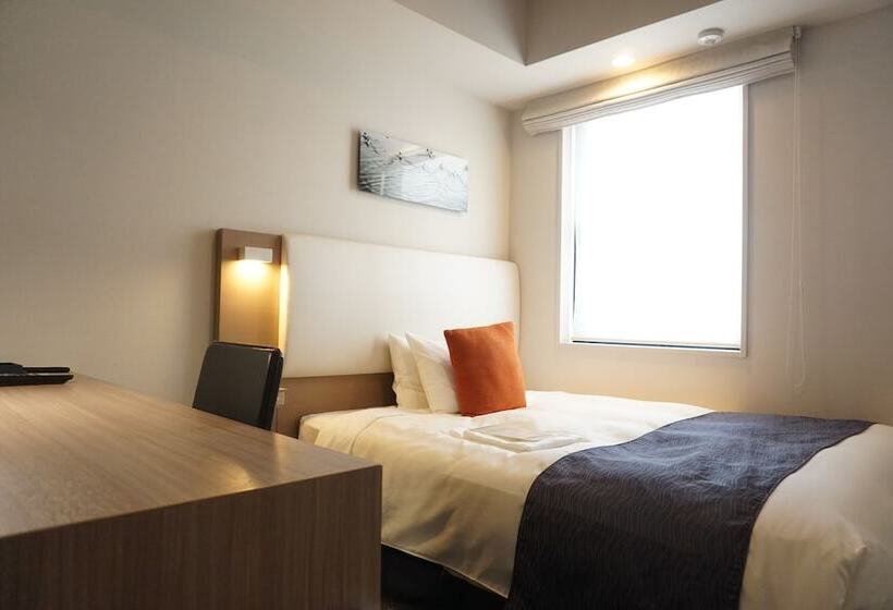 Номер Стандарт, Tokyu Stay Shimbashi  Ginza Area