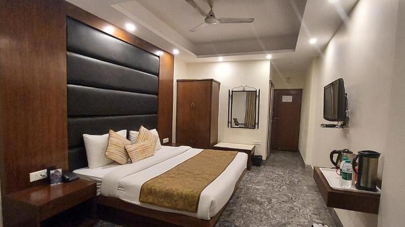 Номер Deluxe, Tulip Inn Green Castle Mall Road