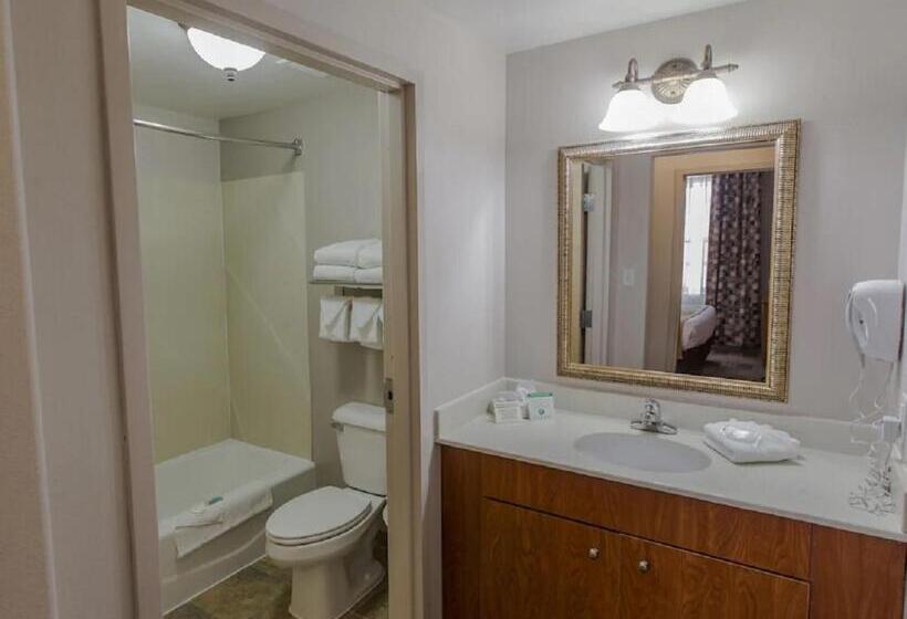 Номер Стандарт, Mainstay Suites Casper