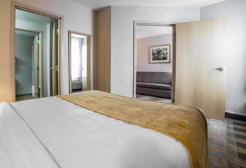 Номер Стандарт, Mainstay Suites Casper