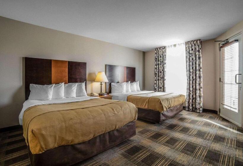 Номер Стандарт, Mainstay Suites Casper