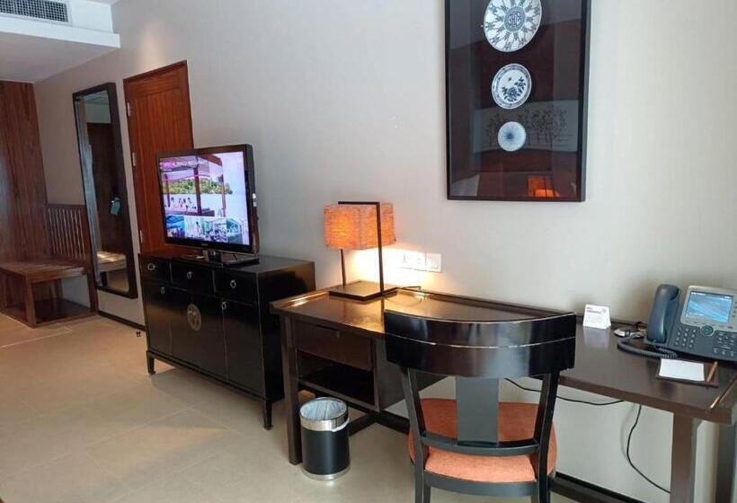 اتاق استاندارد, Phuket Panwa Beachfront Resort