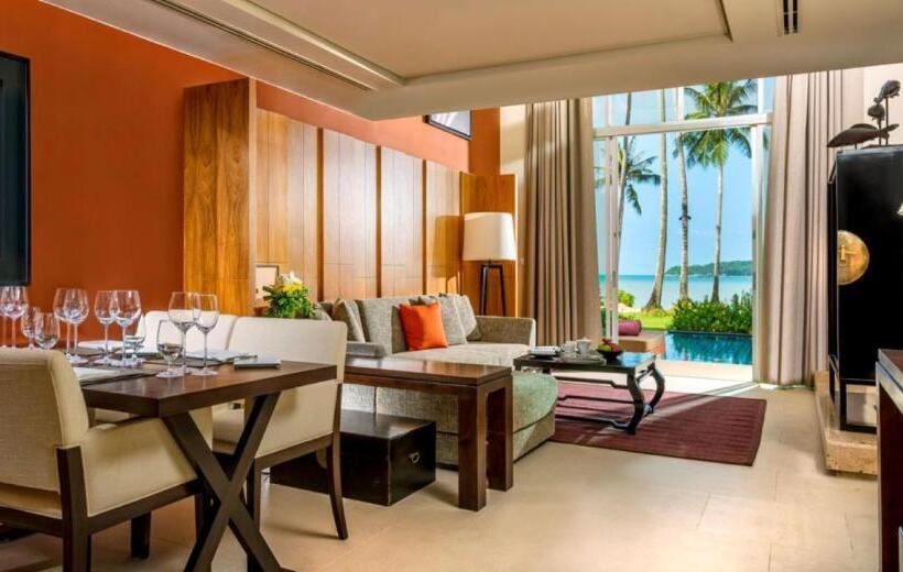 سوئیت با تخت بزرگ, Phuket Panwa Beachfront Resort