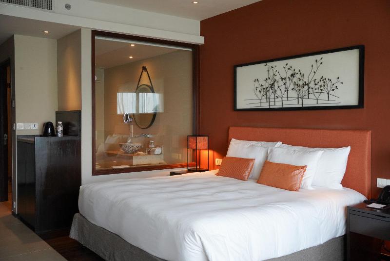 اتاق استاندارد با تخت بزرگ, Phuket Panwa Beachfront Resort
