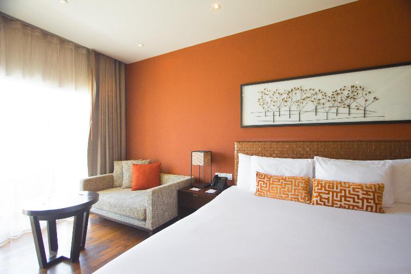 اتاق استاندارد با تخت بزرگ, Phuket Panwa Beachfront Resort