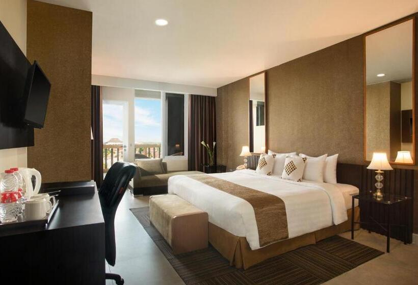 带大床的行政房间, Merapi Merbabu Hotel Yogyakarta Powered By Archipelago