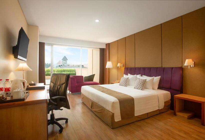 行政套房, Merapi Merbabu Hotel Yogyakarta Powered By Archipelago