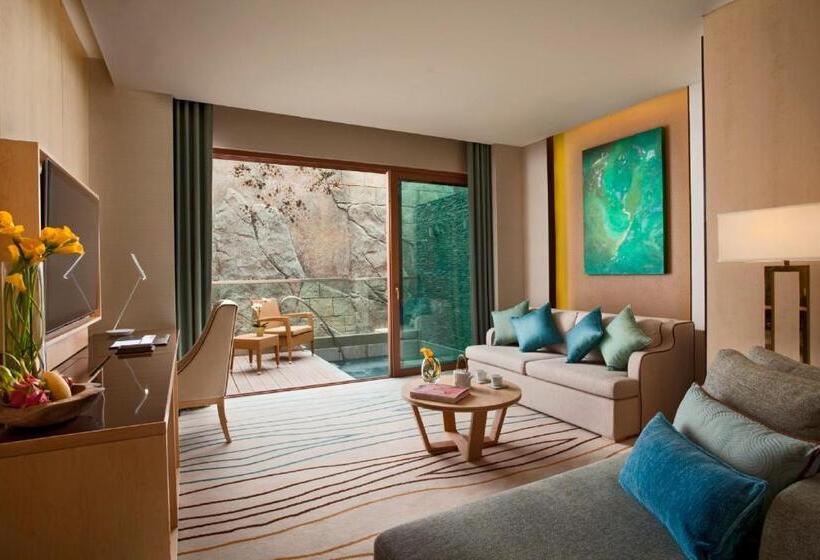 سوییت, Resorts World Sentosa  Equarius Villas