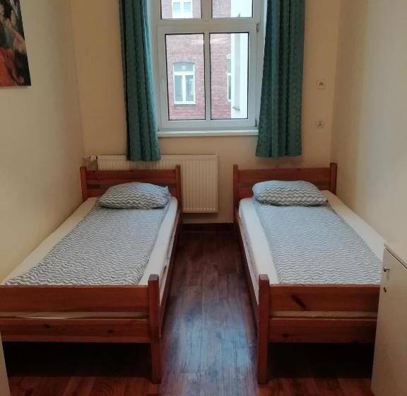 标准间, Hostel Orange Plus