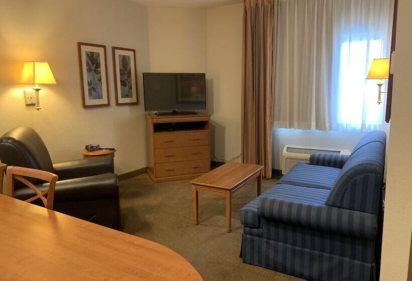 Люкс, Candlewood Suites Jonesboro, An Ihg