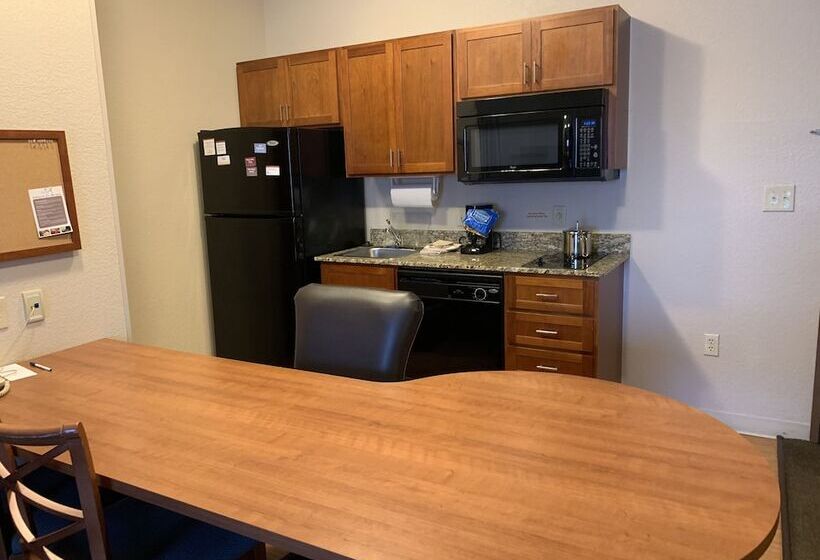 Люкс, Candlewood Suites Jonesboro, An Ihg