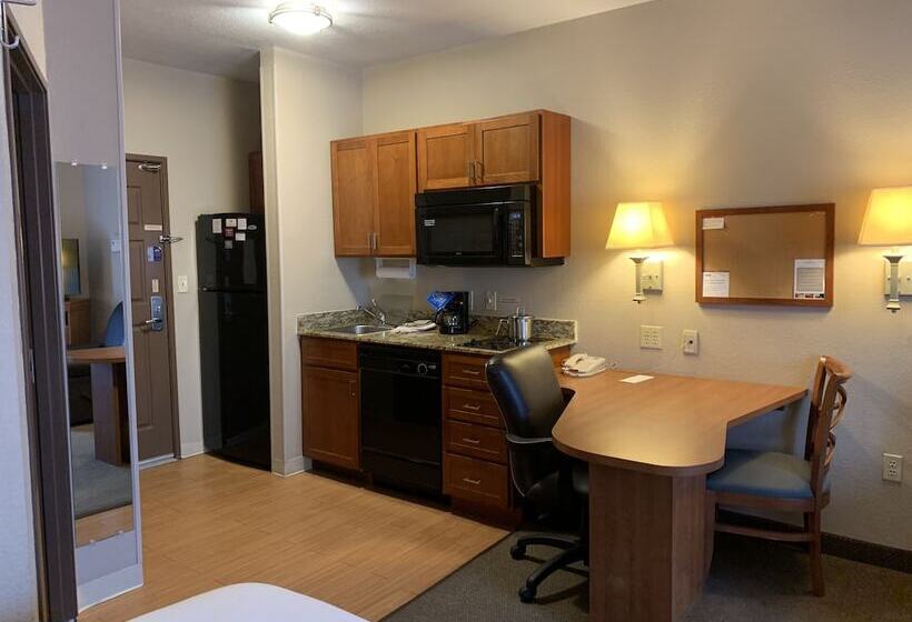 استودیوی استاندارد, Candlewood Suites Jonesboro, An Ihg